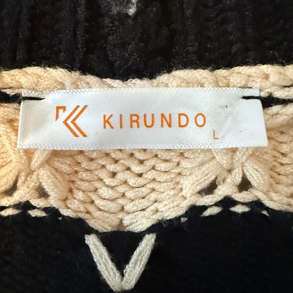 Black and Cream Women's Sweater - Picture 2 of 2